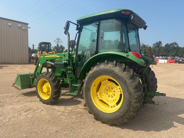 2012-john-deere-5083e-image-4
