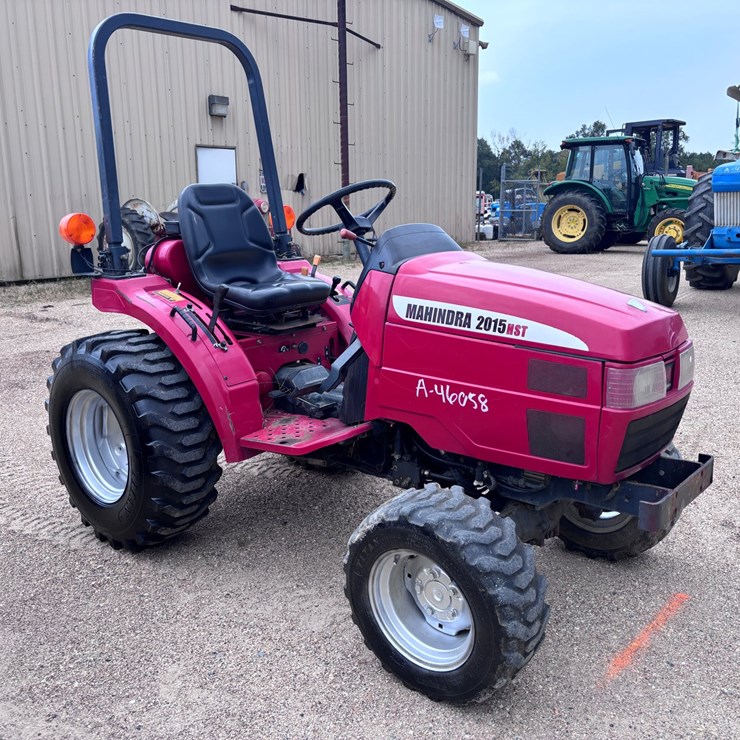2015 MAHINDRA 2015