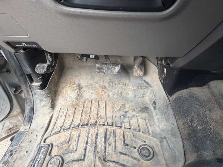 2017-ford-f250-image-40