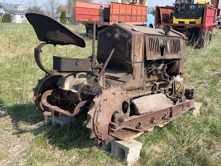 cletrac-crawler-image-3