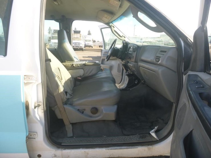 2006-ford-f350-image-10