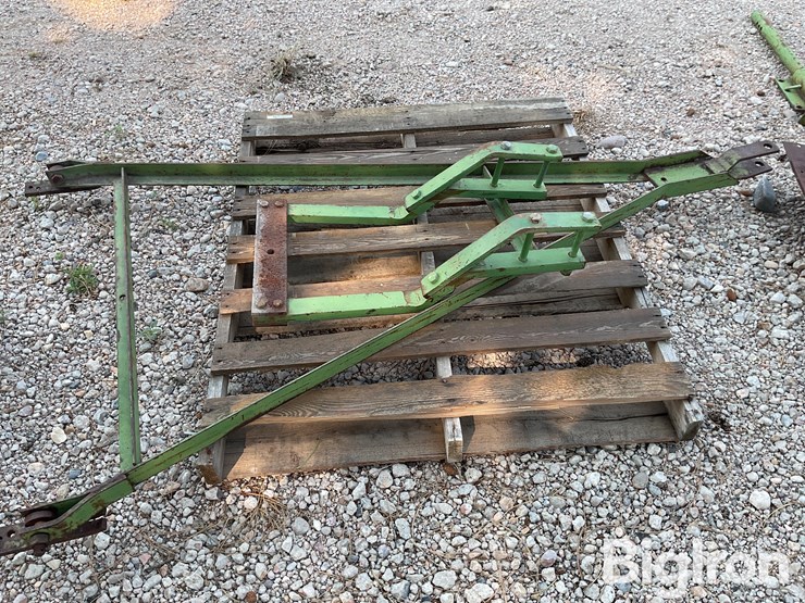 john-deere-drill-hitch-image-6