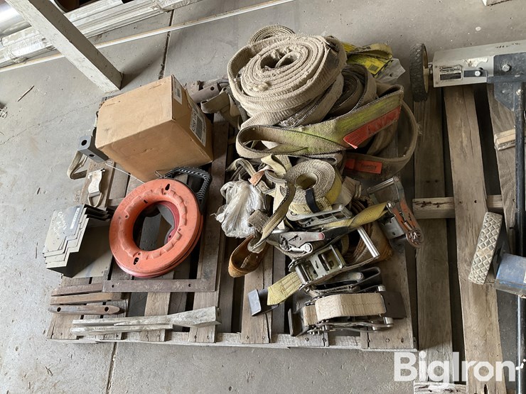 ratchet-straps,-lifting-strap-&-shop-supplies-image-8