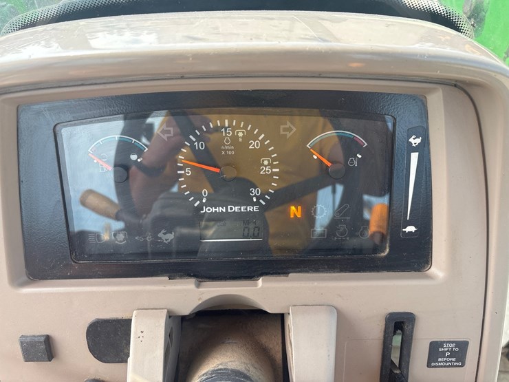 2012-john-deere-5083e-image-12