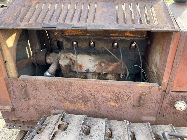 cletrac-model-k-crawler-image-23