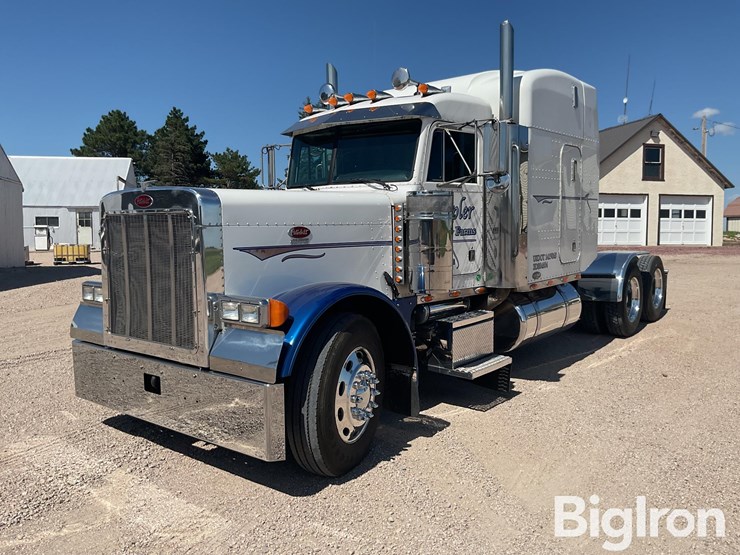 2003-peterbilt-379-image-1