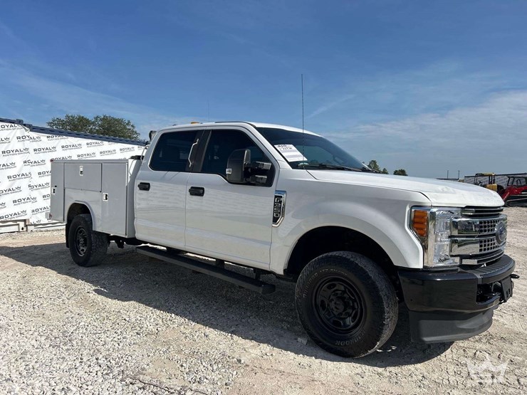 2019-ford-f350-image-2