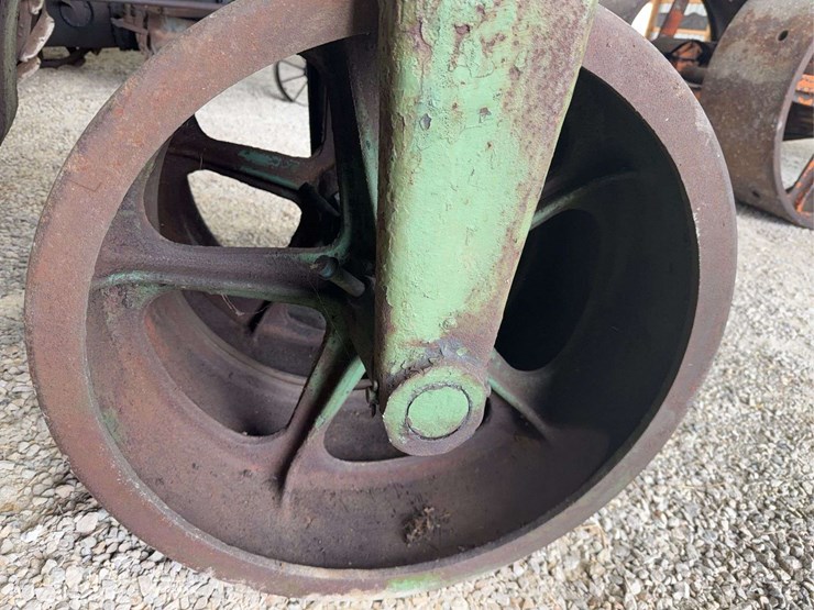 fordson-with-austin-pup-roller-conversion-image-9