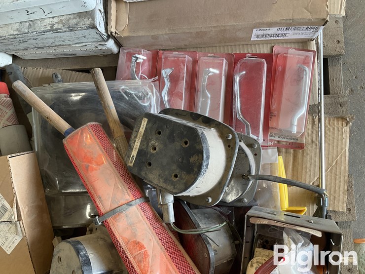 first-aid-kits,-caution-tape,-trailer-lights-image-11