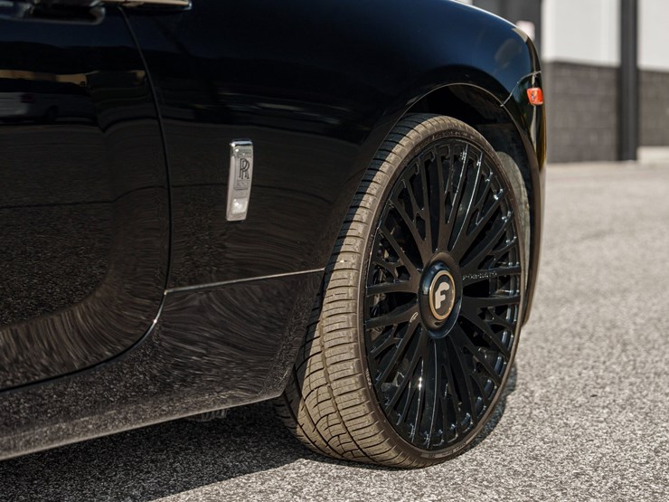 #120-•-offered-at-no-reserve-|-2015-rolls-royce-wraith-coupe-image-14