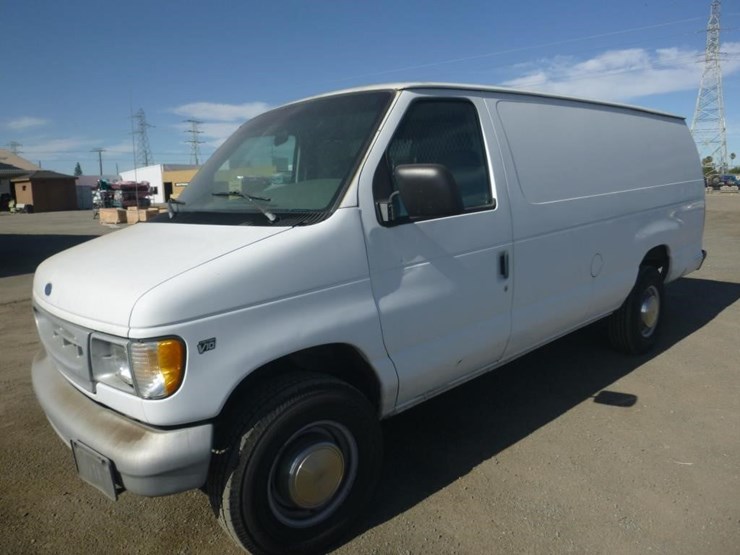 1997-ford-econoline-350-image-1