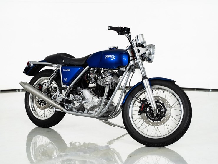 #132-•-1975-norton-850-commando-image-3