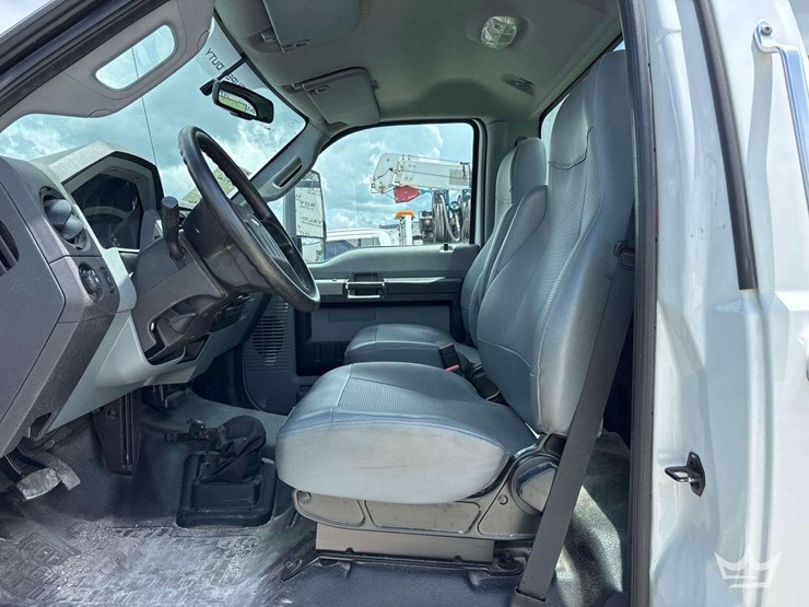 2016-ford-f650-image-34