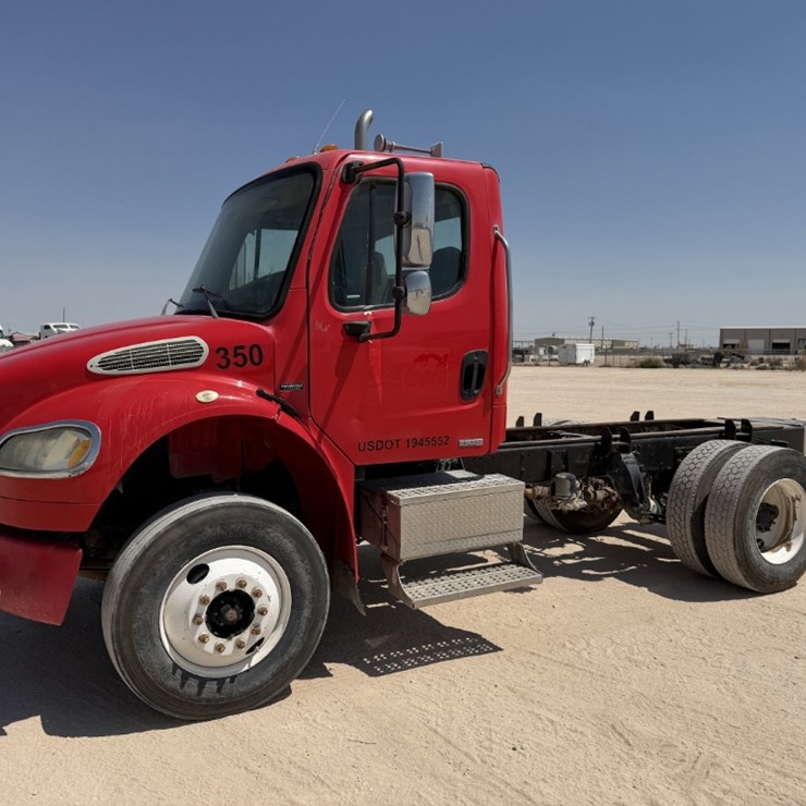 2013 INTERNATIONAL DURASTAR 4300