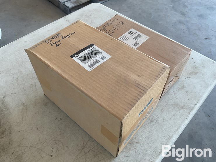 john-deere-8245r-image-3
