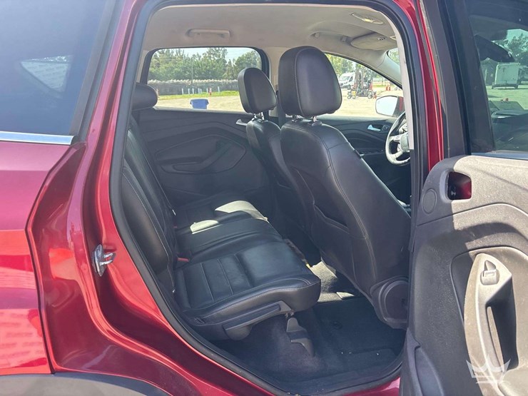 2014-ford-escape-image-22