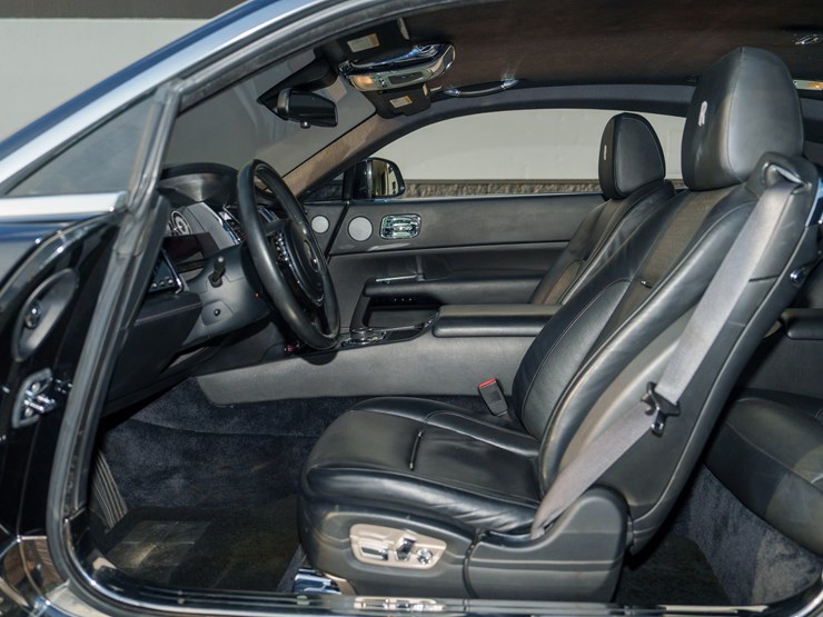 #120-•-offered-at-no-reserve-|-2015-rolls-royce-wraith-coupe-image-93