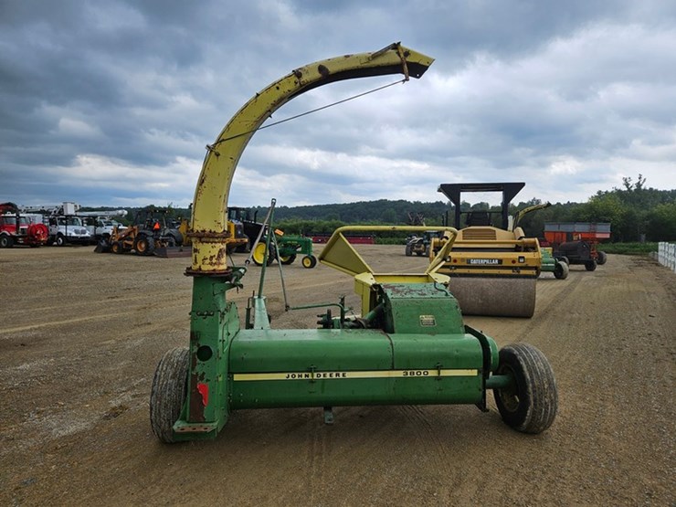 john-deere-3800-image-4