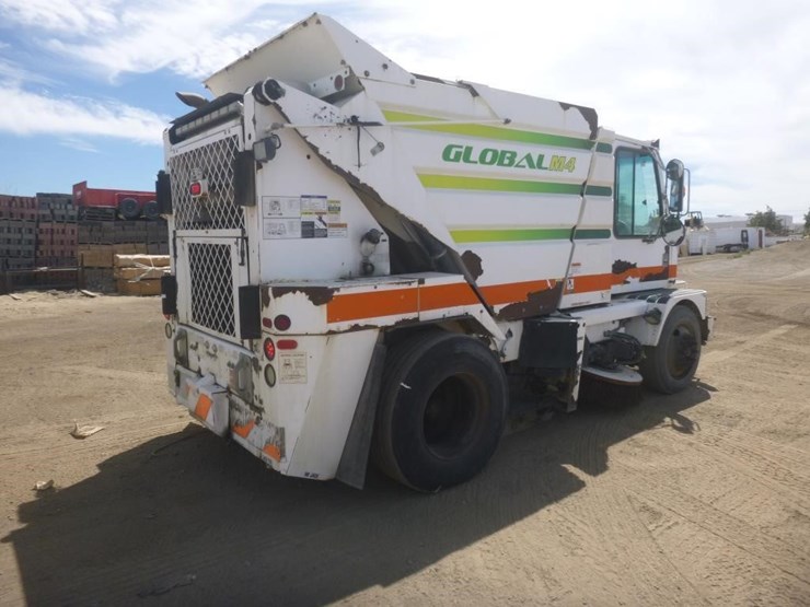 2013-global-m4-sweeper-image-3