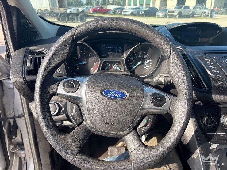 2014-ford-escape-image-13