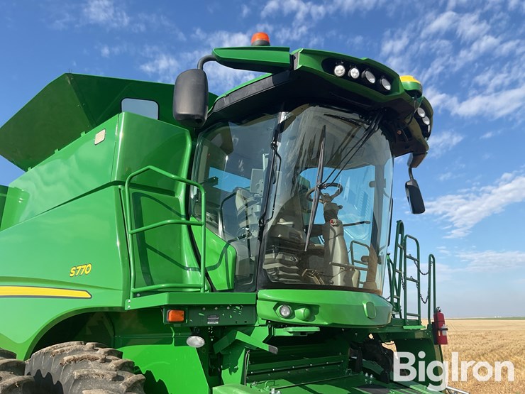 2018-john-deere-s770-image-19