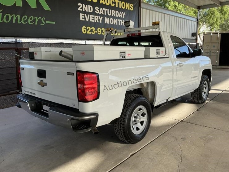 2018-chevrolet-silverado-1500-image-7