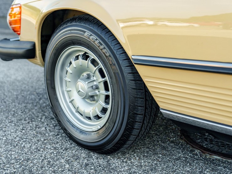 #122-•-offered-at-no-reserve-|-1980-mercedes-benz-450sl-convertible-image-23