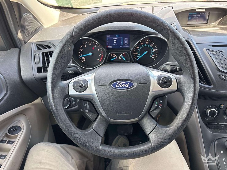 2014-ford-escape-image-15
