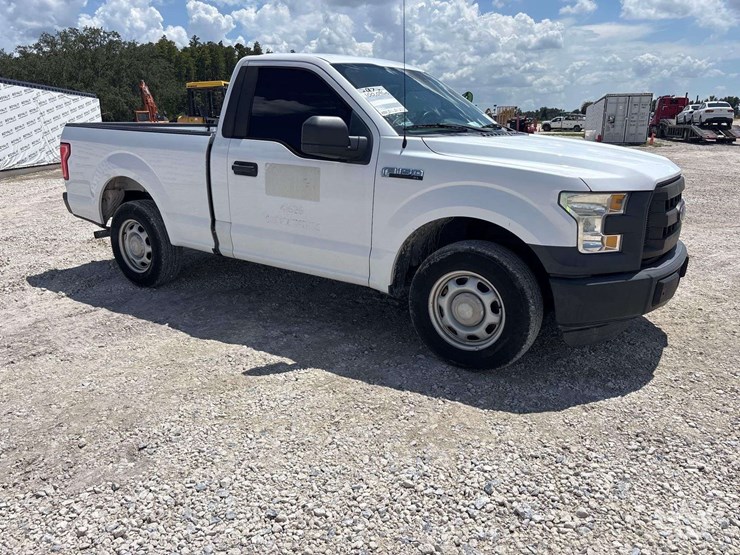 2017-ford-f150-image-2