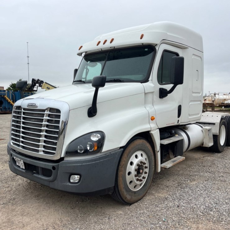 2013 PETERBILT 367