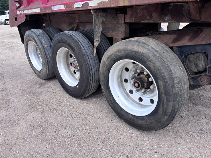 2006-axle-dump-trailer-image-7