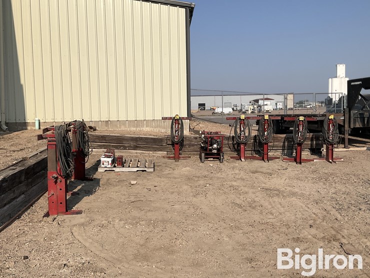 bainter-hydraulic-bin-jacks-image-3
