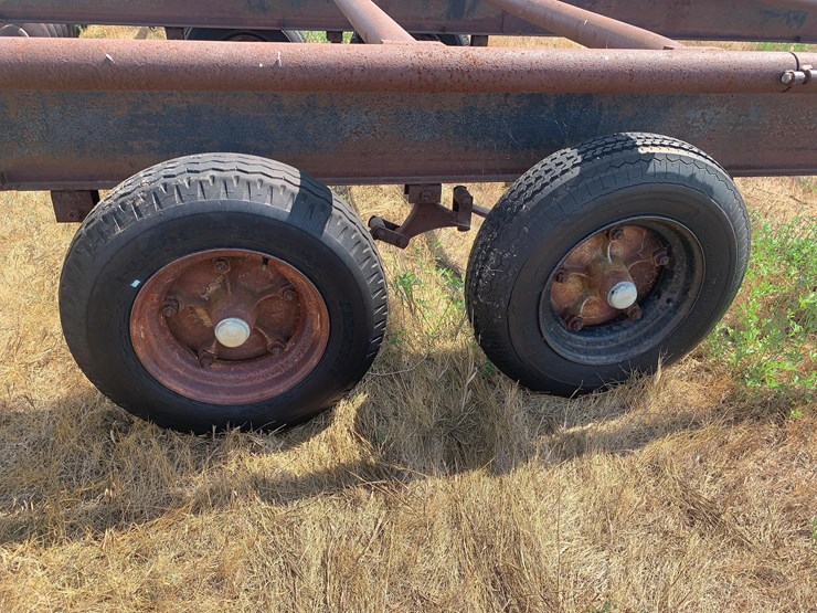 hay-trailer-image-16