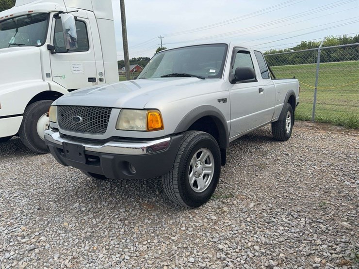 2003-ford-ranger-image-1