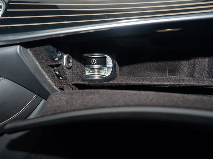 #103-•-2020-mercedes-benz-s560-sedan-image-59