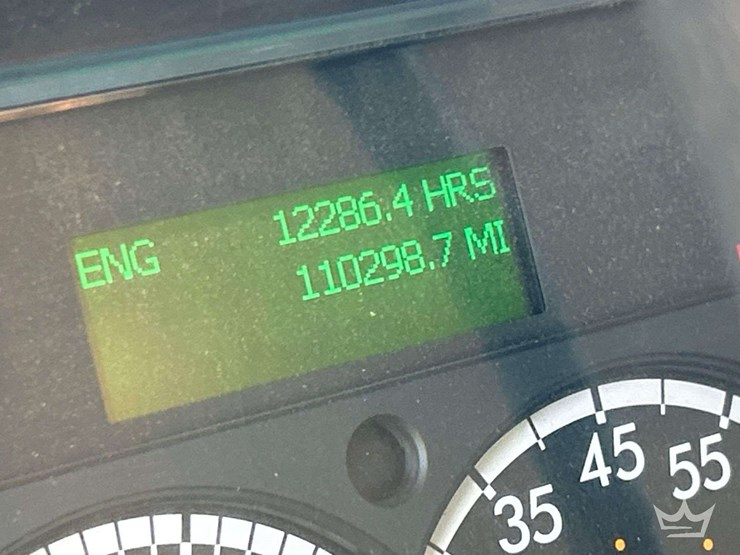 2016-freightliner-114sd-image-6