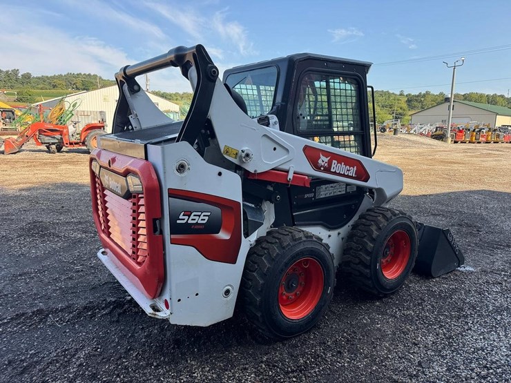 2021-bobcat-s66-image-6