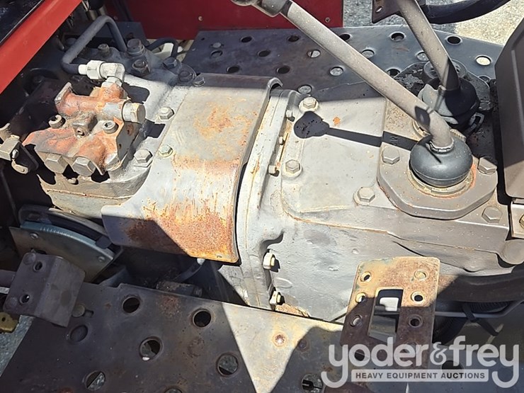 massey-ferguson-362-image-19
