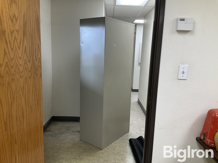 cabinet-image-7