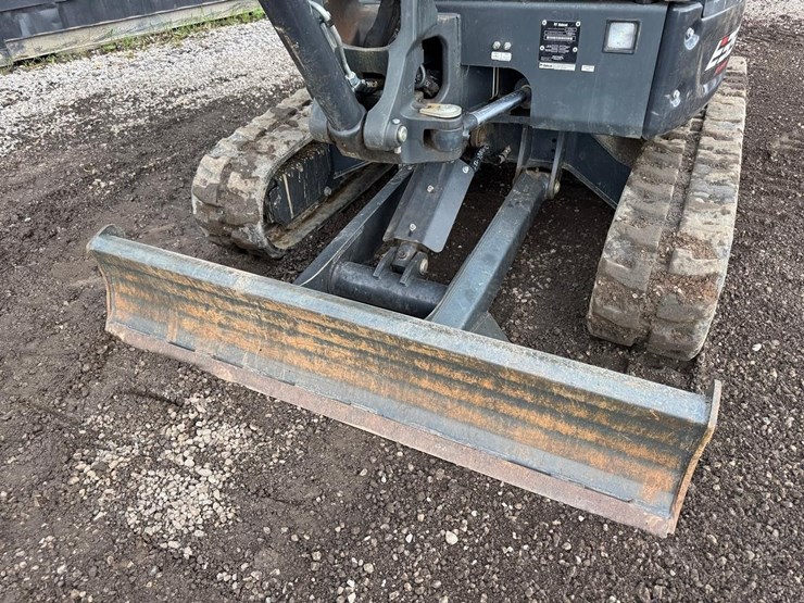 2023-bobcat-e35i-image-13