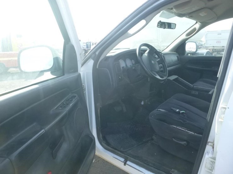 2005-dodge-ram-2500-image-5
