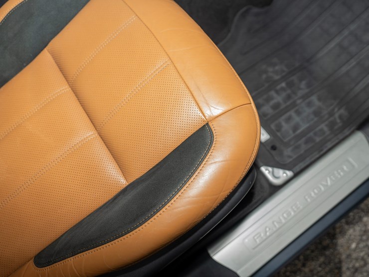 2022-land-rover-range-rover-image-55