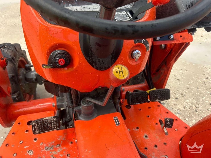 2020-kubota-3901dt-4wd-37hp-utility-loader-tractor-image-7