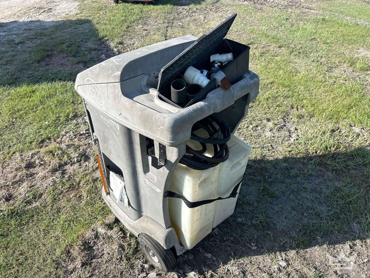 2006-cooltech-75700-portable-engine-coolant-exchanger-image-4