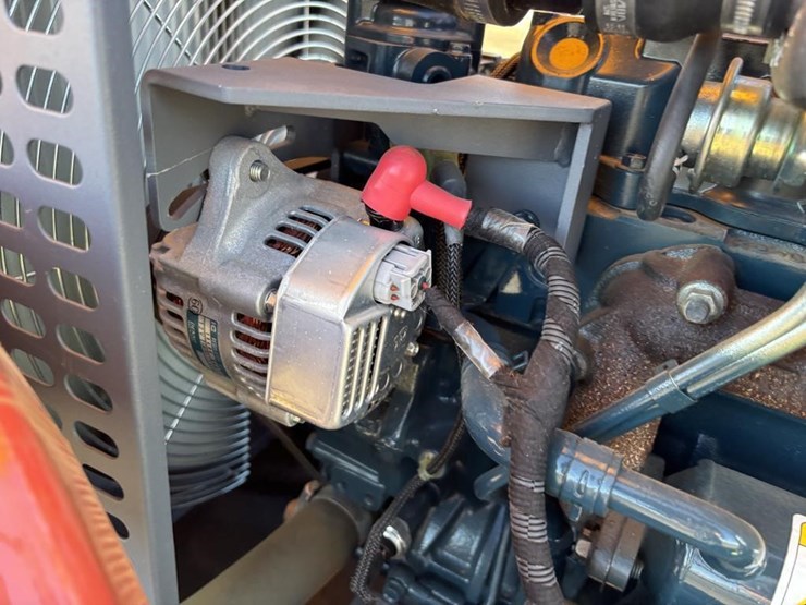 2023-atlas-copco-xas188-image-32