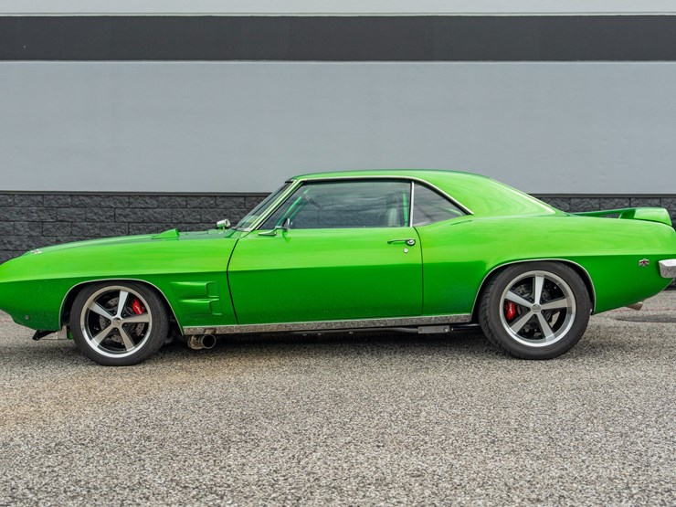 #109-•-1969-pontiac-fire-bird-coupe-image-8