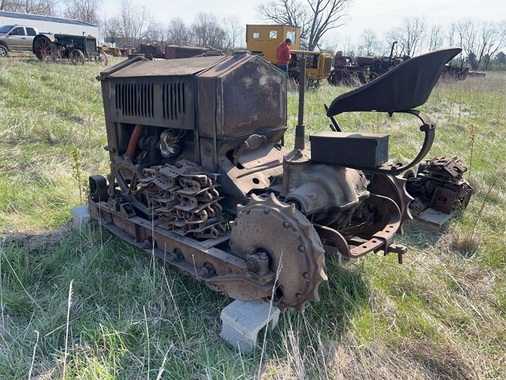 cletrac-crawler-image-5