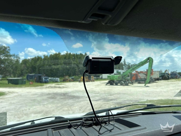 2022-ford-f750-image-18