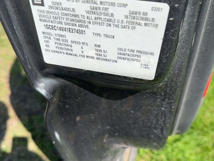 2001-chevrolet-1500-image-12