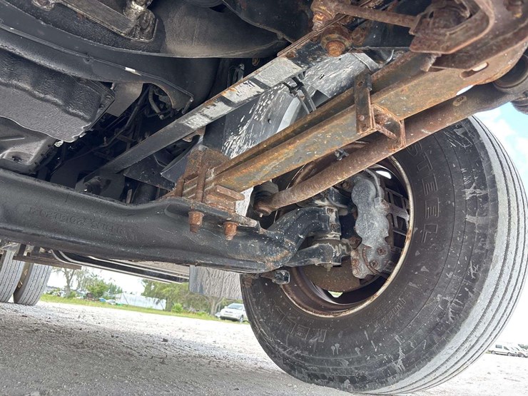 2016-ford-f650-image-45